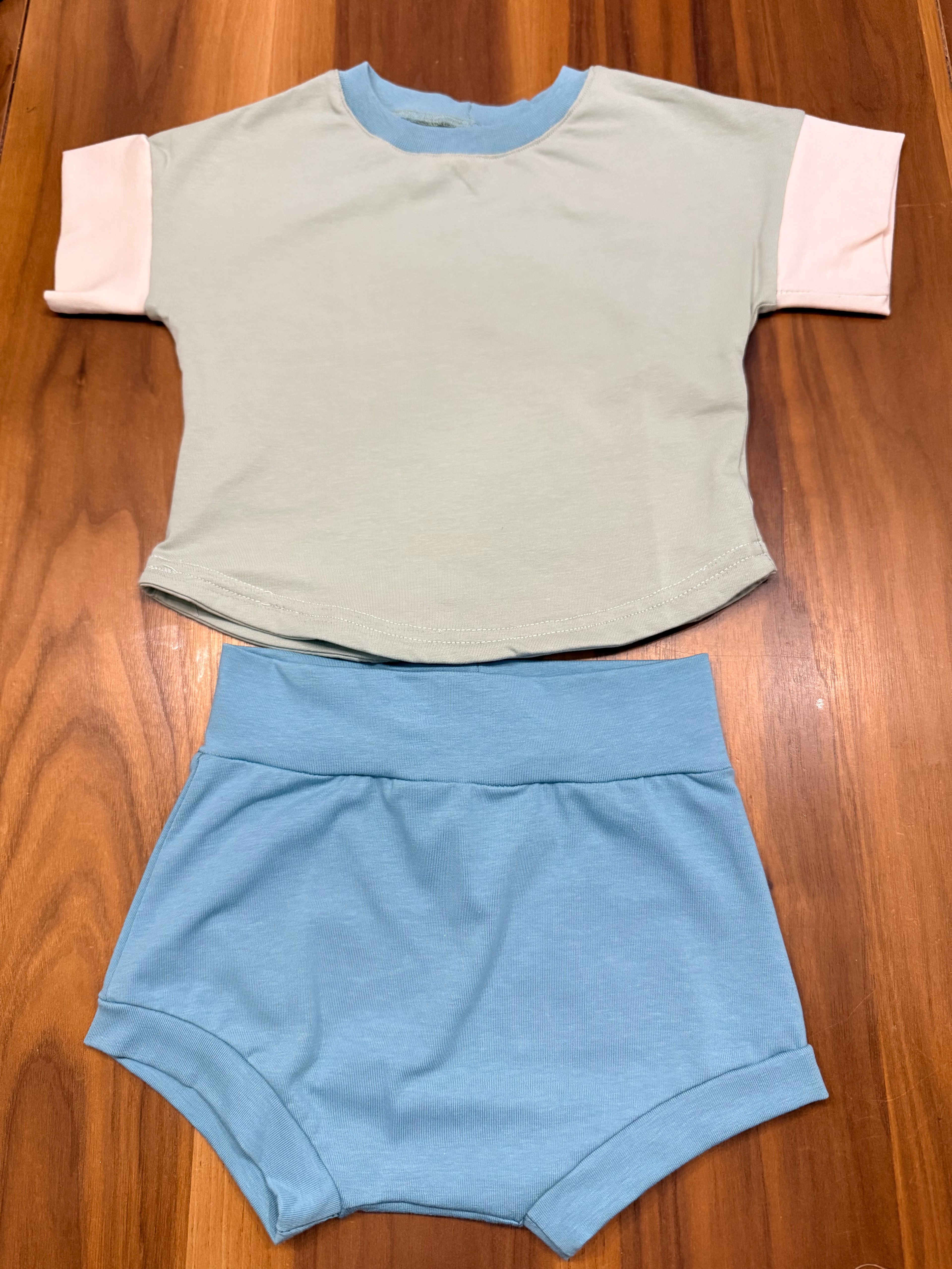 Ensemble Colorblock